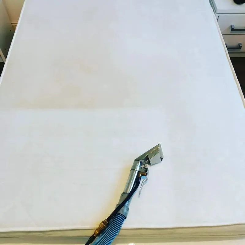 Close-up mattress cleaning before and after result